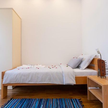 Your One And Only Belgrado Exterior foto
